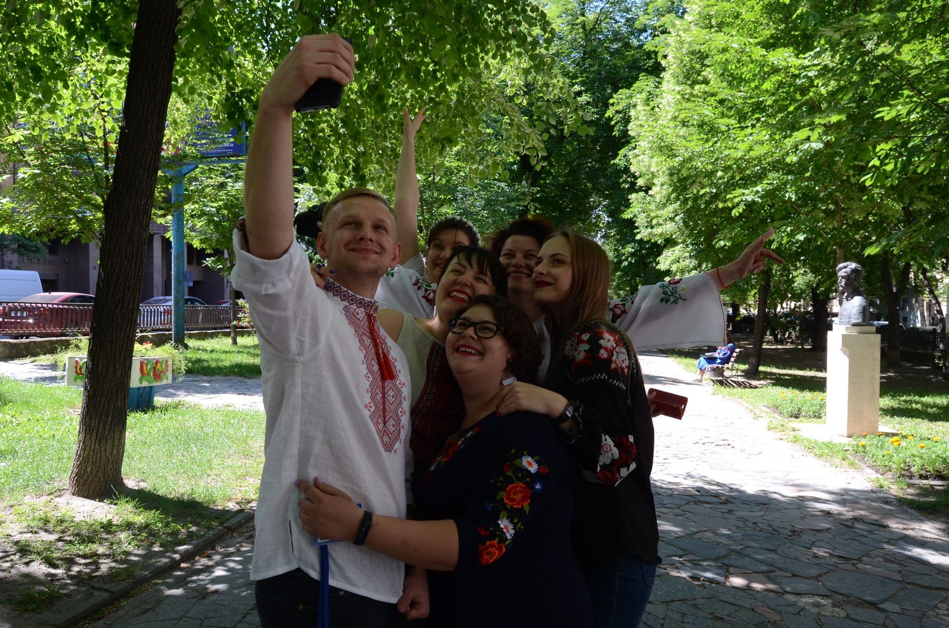 Вітаємо із всеукраїнським святом – Днем вишиванки!