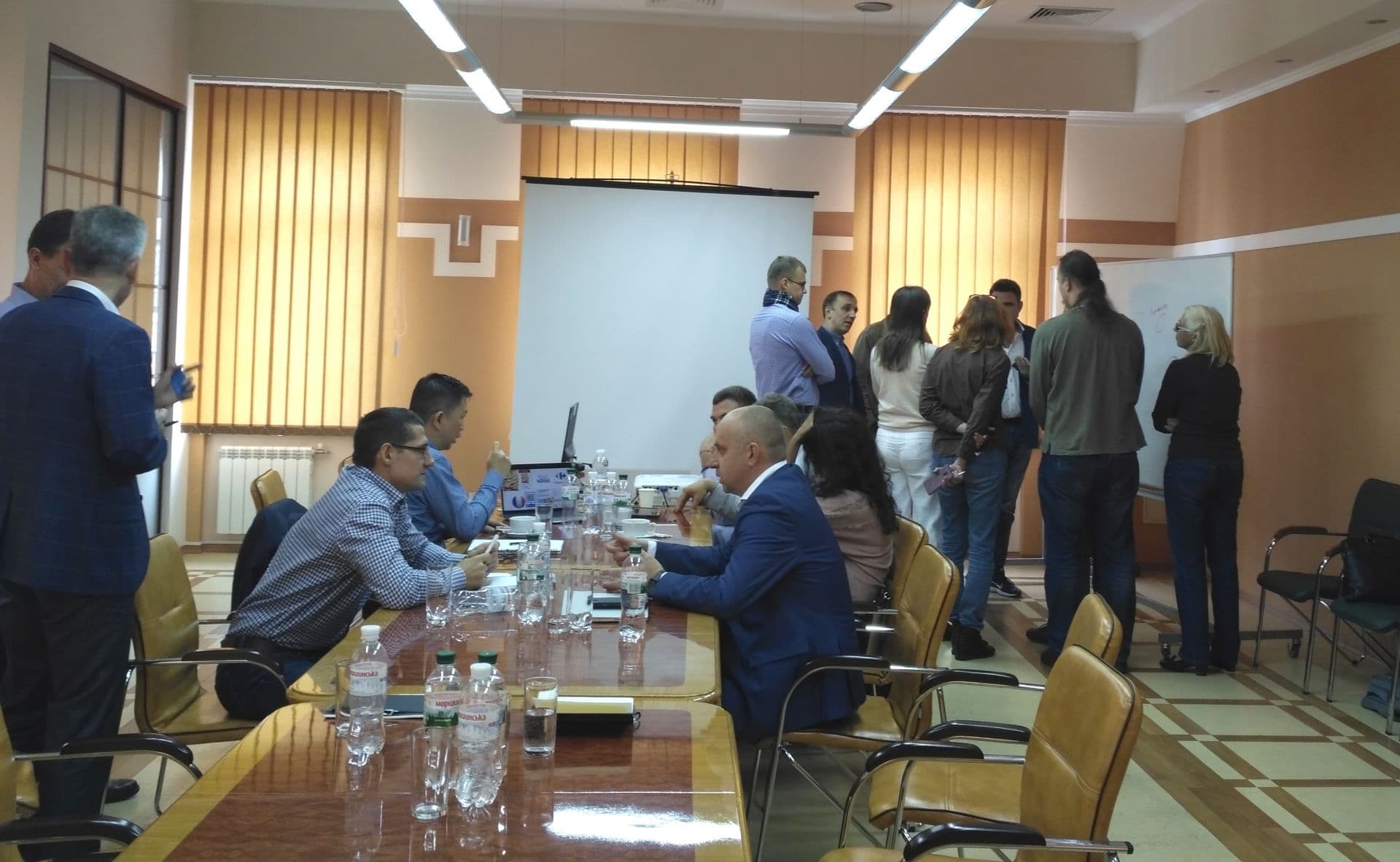 В ДП «НАІС» обговорили актуальні питання впровадження технології «blockchain»