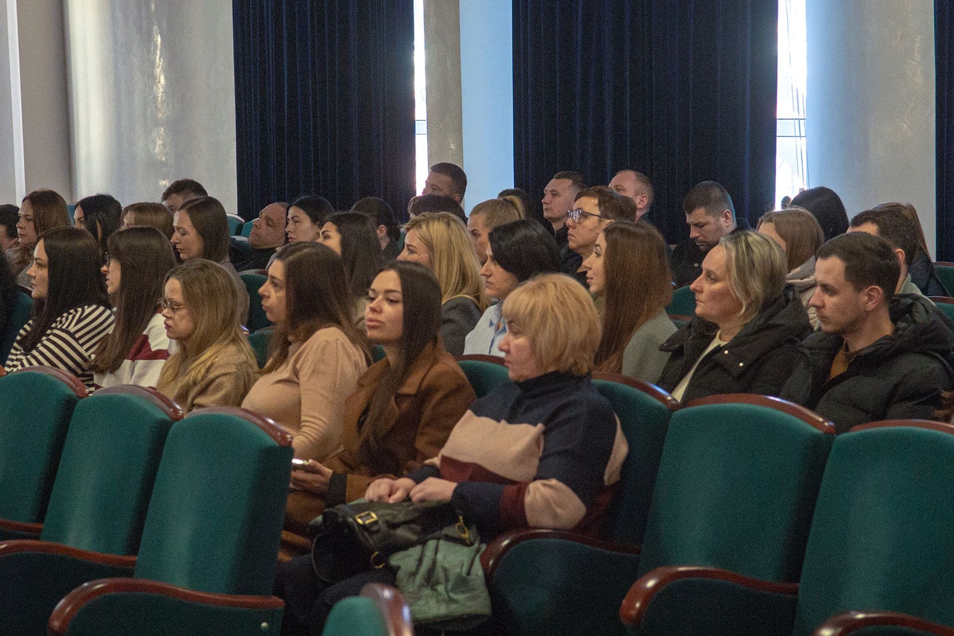 Фахівці ДП «НАІС» провели навчання з кібербезпеки для працівників Державної виконавчої служби